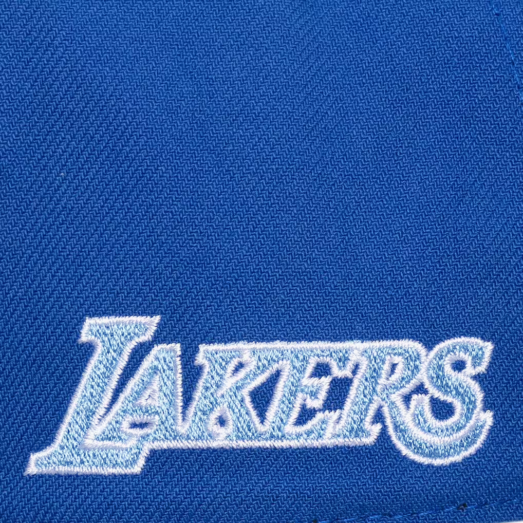 mens-mitchell-and-ness-blue-los-angeles-lakers-legendary-home-pro-pinch-snapback-hat_ss5_p-203263540+pv-3+u-g8d8ch71tnqgf0sdvbya+v-5jrzvbwtwquojqtj0e9u.webp
