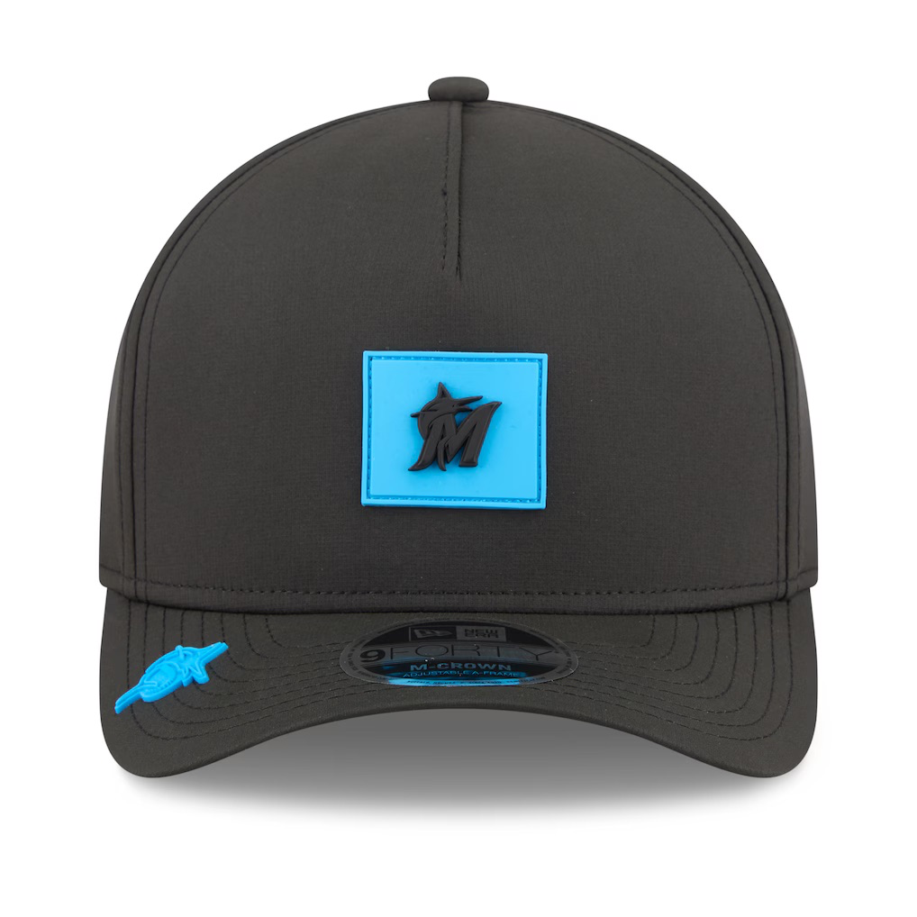 mens-new-era-black-miami-marlins-2026-clubhouse-9forty-a-frame-adjustable-hat_ss5_p-203181521+pv-2+u-a7kxfotmxyk3svhuy5t3+v-8k9hteeki8xe64bg0zrn.webp