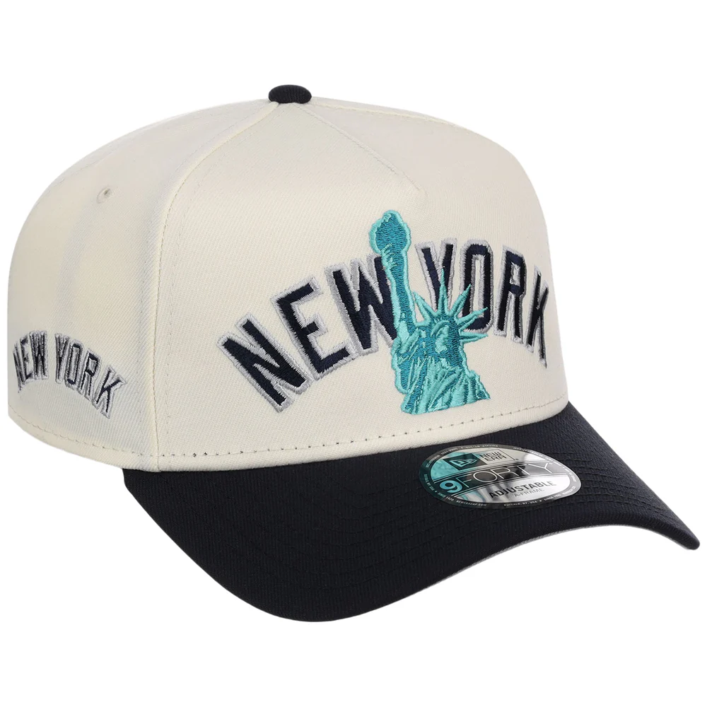 New York Yankees - New York Crown the City - Liberty New Era 9FORTY - Chrome/Navy