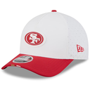 San Francisco 49ers New Era NIÑO O DAMA !!! 2025 NFL Training Camp A-Frame 9FORTY Adjustable Hat - White/Scarlet
